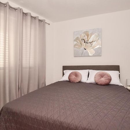 Apartman Luka Igrane Kültér fotó
