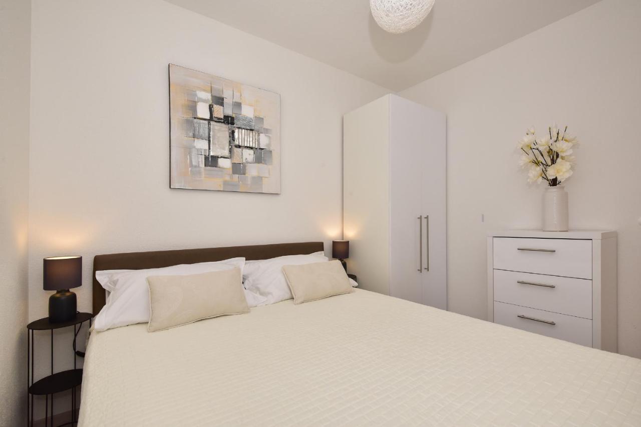 Apartman Luka Igrane Kültér fotó