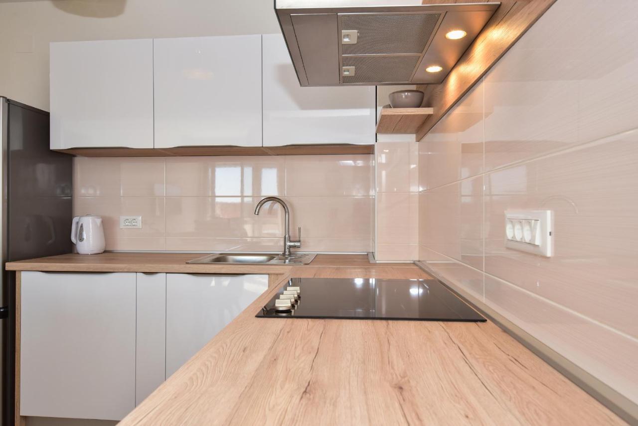 Apartman Luka Igrane Kültér fotó