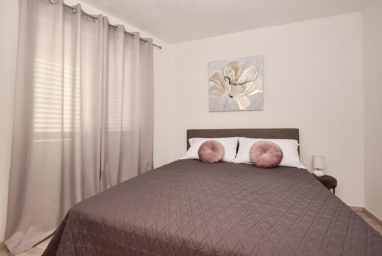 Apartman Luka Igrane Kültér fotó